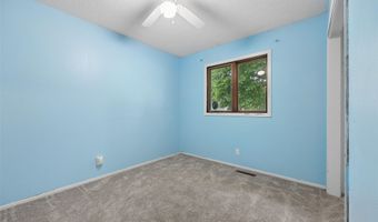 636 Garden Rd, Ames, IA 50010