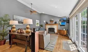 28 Algonquin Ave, Andover, MA 01810