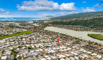 7211 Aipo Pl, Honolulu, HI 96825