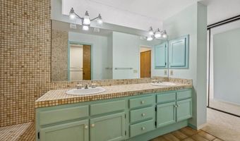 4015 Canario St D, Carlsbad, CA 92008