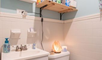 19201 Moulin St, Abingdon, VA 24210