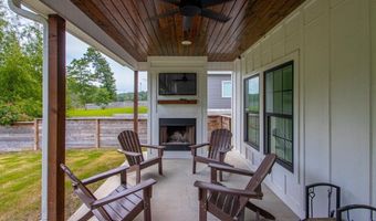 616 HIRAM Dr, Bauxite, AR 72011
