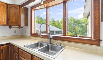 117 Taylor Woods Rd, Belgrade, ME 04917