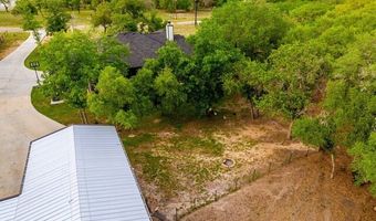 140 Wood Valley Dr, Adkins, TX 78101