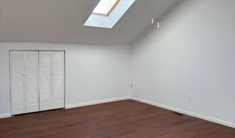 8 Le Touquet 4, Alloway, NJ 07462