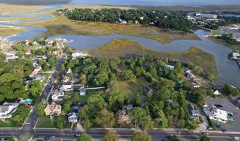 40 N Shore Rd, Absecon, NJ 08201