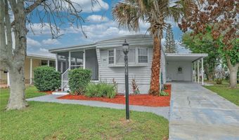 906 Wren Cir, Barefoot Bay, FL 32976