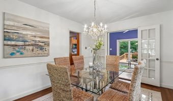 5719 NEWINGTON Rd, Bethesda, MD 20816