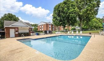 3 Birchwood Pt 202, Amesbury, MA 01913