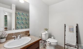 9431 W Idlewood Dr, Boise, ID 83709
