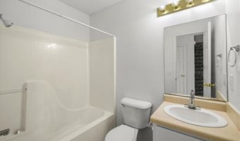 3505 SW Victoria Pl, Bentonville, AR 72712