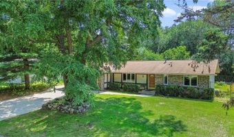 7060 145th St W, Apple Valley, MN 55124