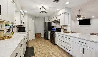 108 DICKSON Dr, Belle Chasse, LA 70037