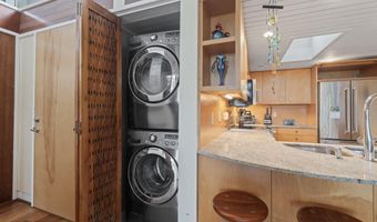 2337 SEMINOLE Rd B, Atlantic Beach, FL 32233