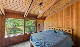 705 OHIO Ave NE, Bandon, OR 97411