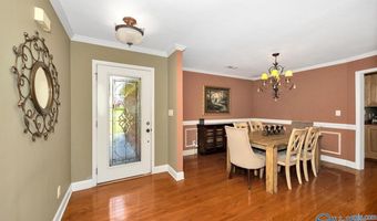 1420 Summerchase Ln, Albertville, AL 35951