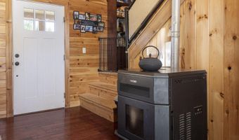 2 Firefly Dr, Baldwin, ME 04091