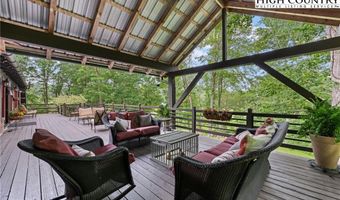 527 Red Tailed Hawk Rd, Banner Elk, NC 28604