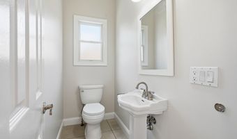 646 Compass Ave, Beachwood, NJ 08722