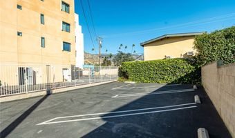 2028 Lake Ave, Altadena, CA 91001