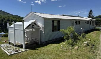 81 Shoreline Dr, Barnet, VT 05821