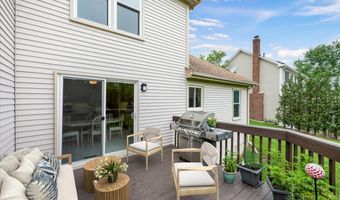 1661 Kensington Dr, Algonquin, IL 60102