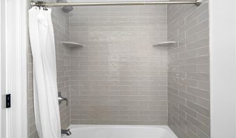24 Huntington Dr, East Providence, RI 02916