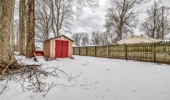 3401 Shomo Dr, Ashtabula, OH 44004