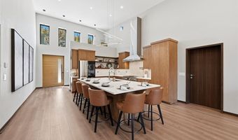 410 N Aspen St, Alma, CO 80420