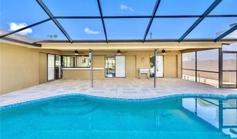 727 FLAMINGO Dr, Apollo Beach, FL 33572