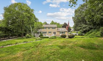 10 Terra Glen Rd, Danbury, CT 06811