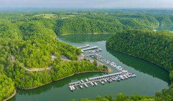 45 Edgewater Dr, Albany, KY 42602