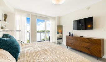 9821 E Bay Harbor Dr 503, Bay Harbor Islands, FL 33154