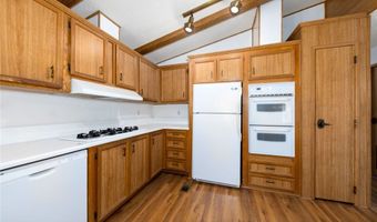 3800 W Wilson 157, Banning, CA 92220