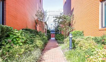 1224 MAIN LINE Blvd 102, Alexandria, VA 22301