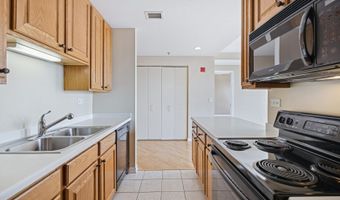 77 S Evergreen Ave 707, Arlington Heights, IL 60005