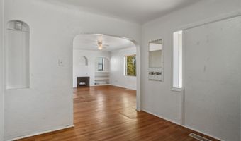 815 Girard Blvd NE, Albuquerque, NM 87106