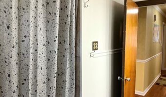 207 Country Club Rd, Batesville, MS 38606