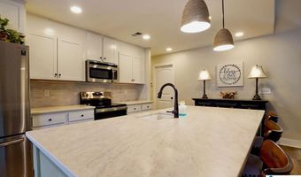 325 GOLDEN MEADOWS Pl, Alabaster, AL 35007
