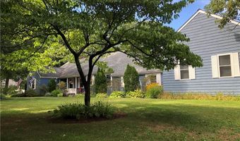 27 Birchwood Dr, Cumberland, RI 02864