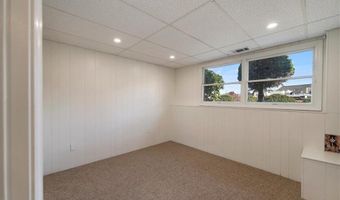 10 Sheffield Rd, Cranston, RI 02920