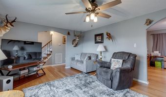 104 Colonial Heights Dr, Blacksburg, SC 29702