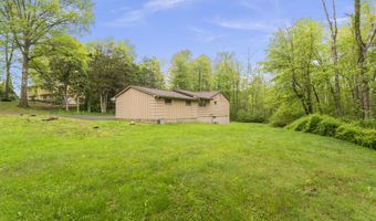 27 Adams Rd, Bloomfield, CT 06002