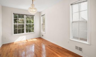 2 BOICE Ln, Belle Mead, NJ 08502