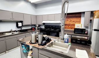 300 1st Ave, Arab, AL 35016
