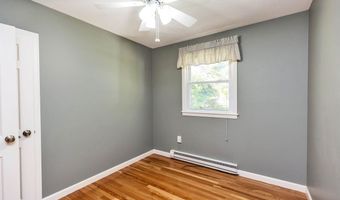 377 High St, Candia, NH 03034