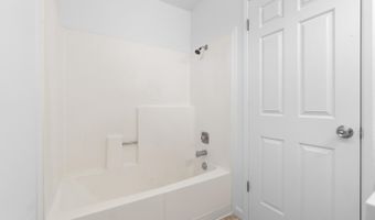 752 E St, Fernley, NV 89408