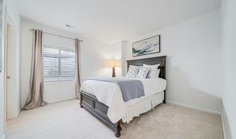 40976 MAPLEHURST Dr, Aldie, VA 20105
