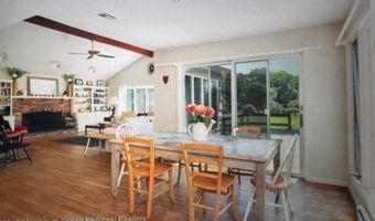 5 Whipporwill Valley Rd, Atlantic Highlands, NJ 07716