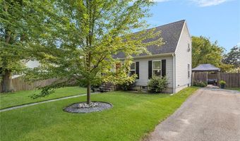 121 Spofford Ave, Warwick, RI 02888